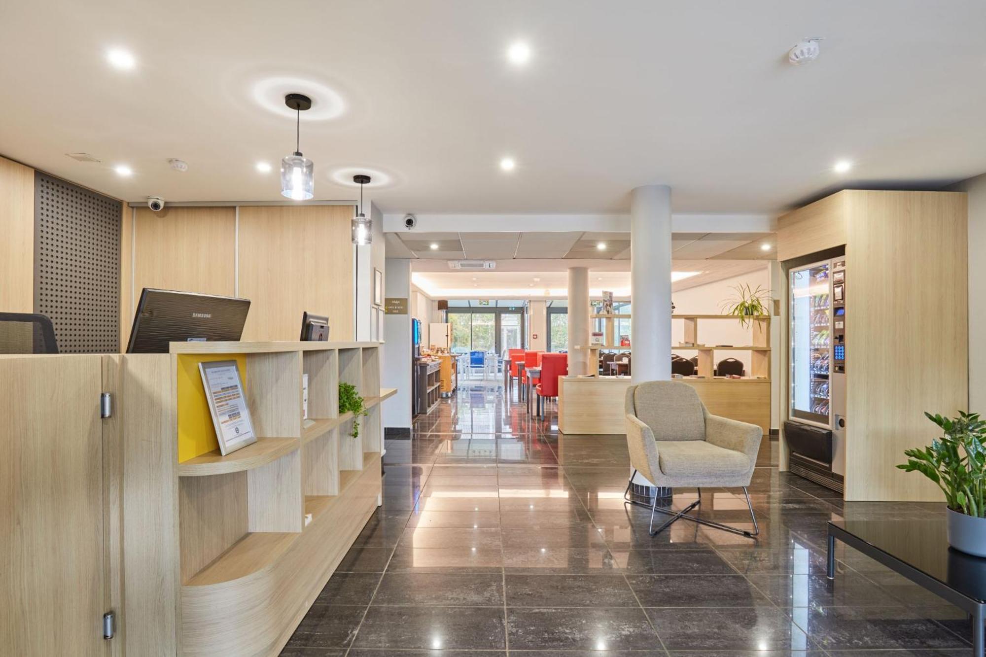 Appart Hotel Odalys City Aix En Provence Le Clos De La Chartreuse Αιξ-αν-Προβάνς Εξωτερικό φωτογραφία