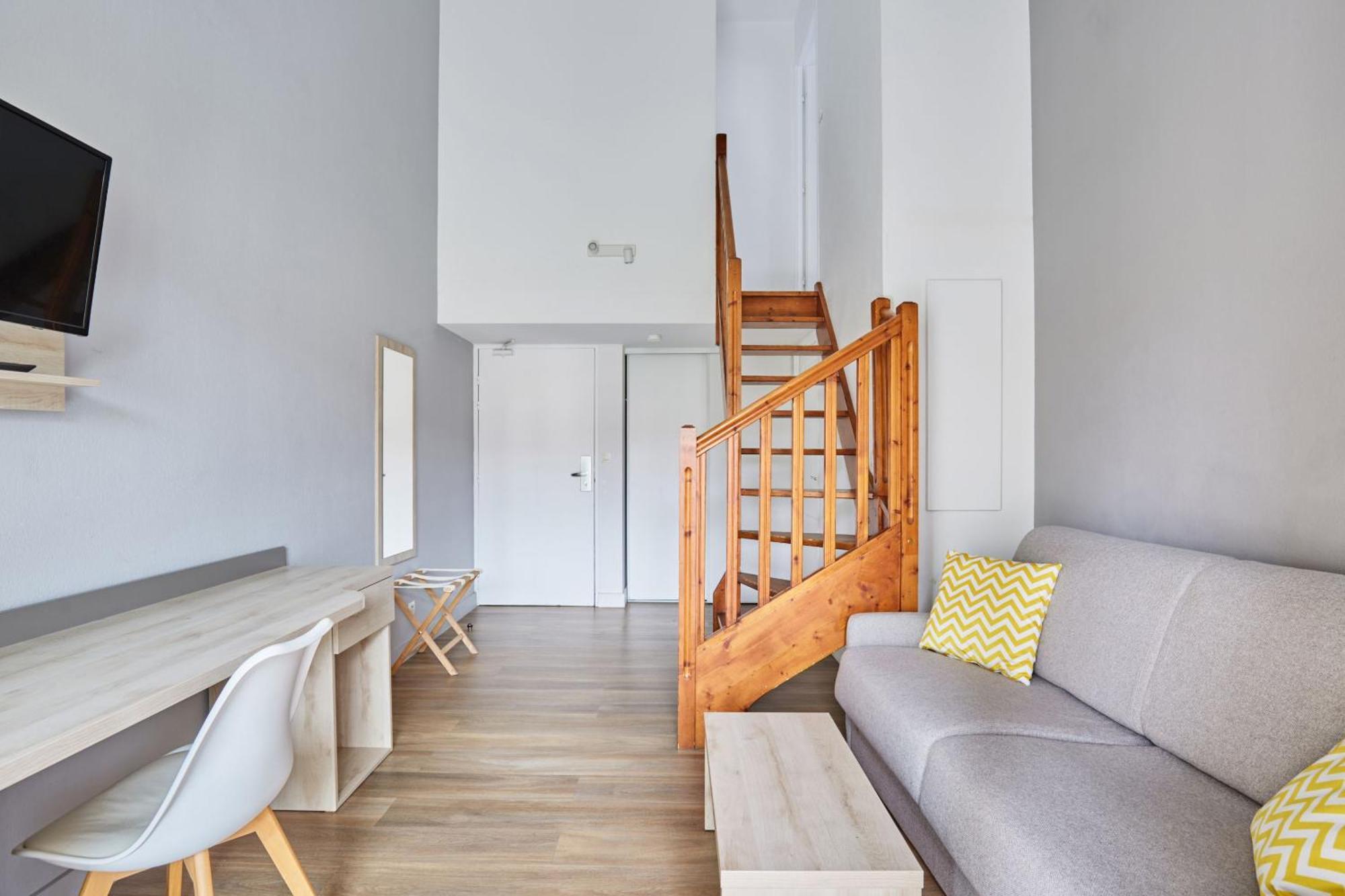 Appart Hotel Odalys City Aix En Provence Le Clos De La Chartreuse Αιξ-αν-Προβάνς Εξωτερικό φωτογραφία