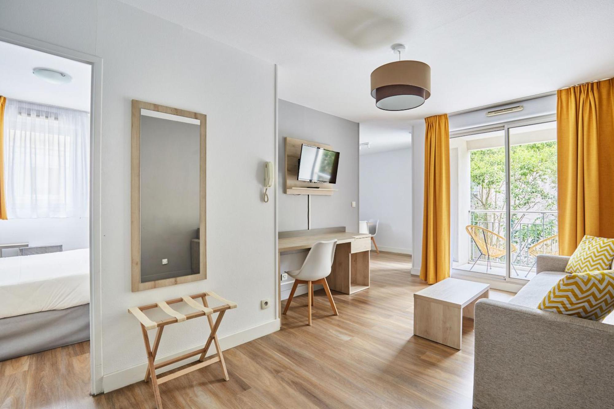 Appart Hotel Odalys City Aix En Provence Le Clos De La Chartreuse Αιξ-αν-Προβάνς Εξωτερικό φωτογραφία