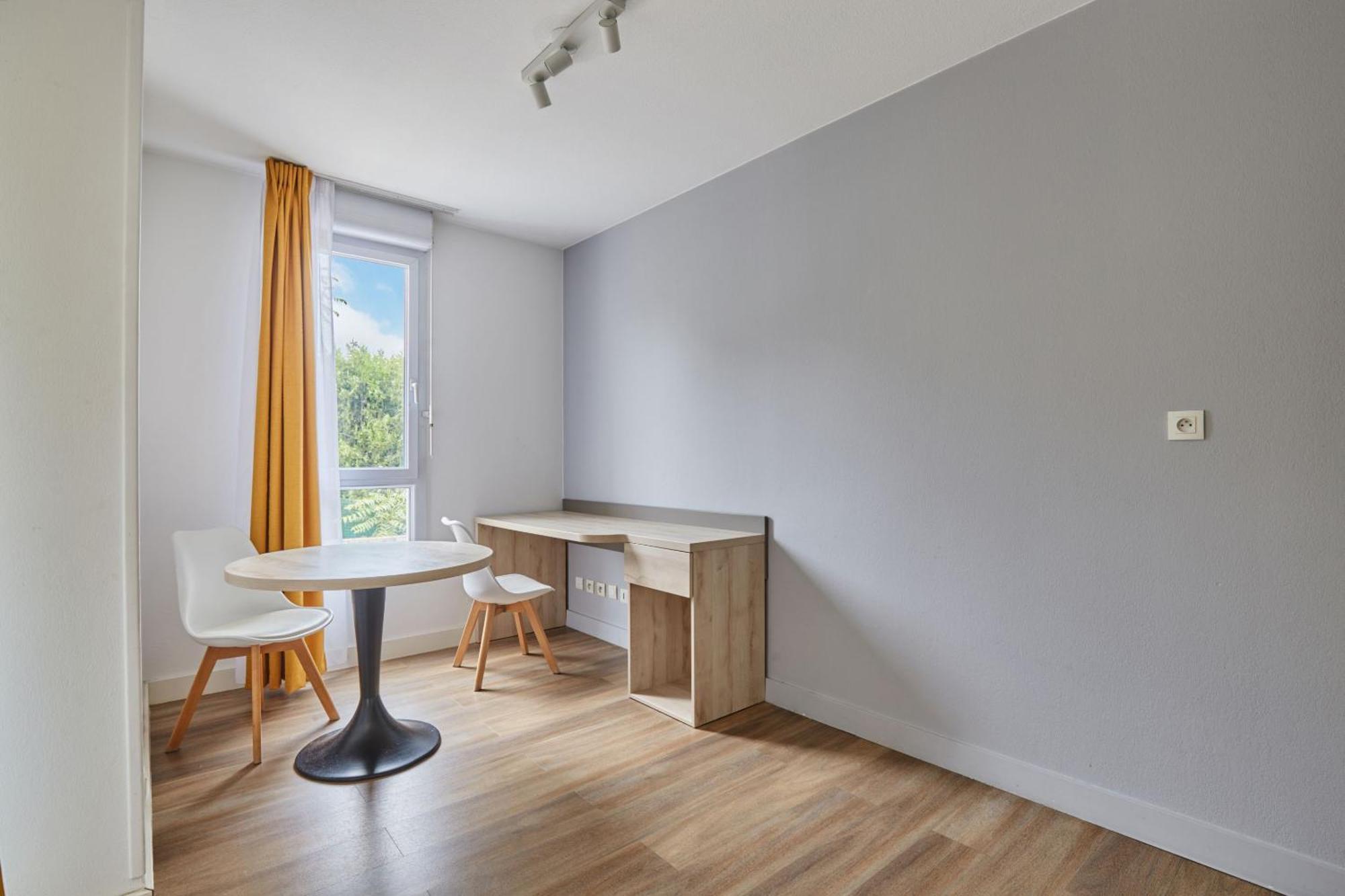 Appart Hotel Odalys City Aix En Provence Le Clos De La Chartreuse Αιξ-αν-Προβάνς Εξωτερικό φωτογραφία
