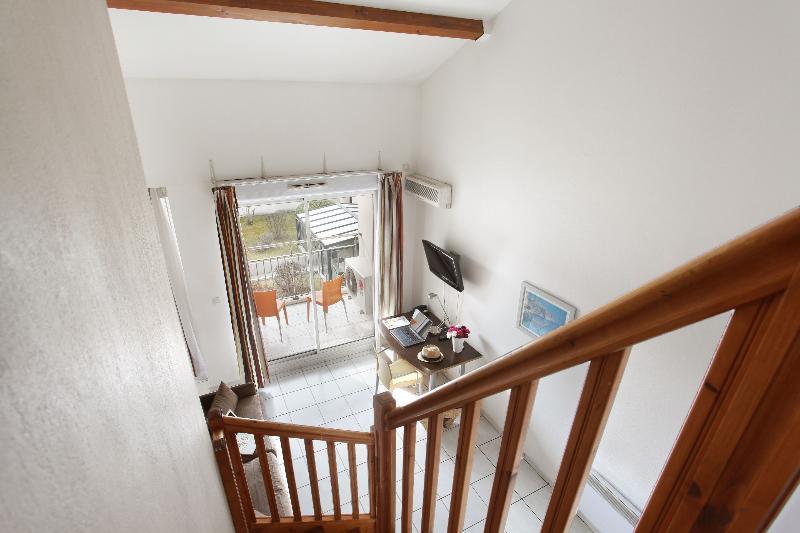 Appart Hotel Odalys City Aix En Provence Le Clos De La Chartreuse Αιξ-αν-Προβάνς Εξωτερικό φωτογραφία